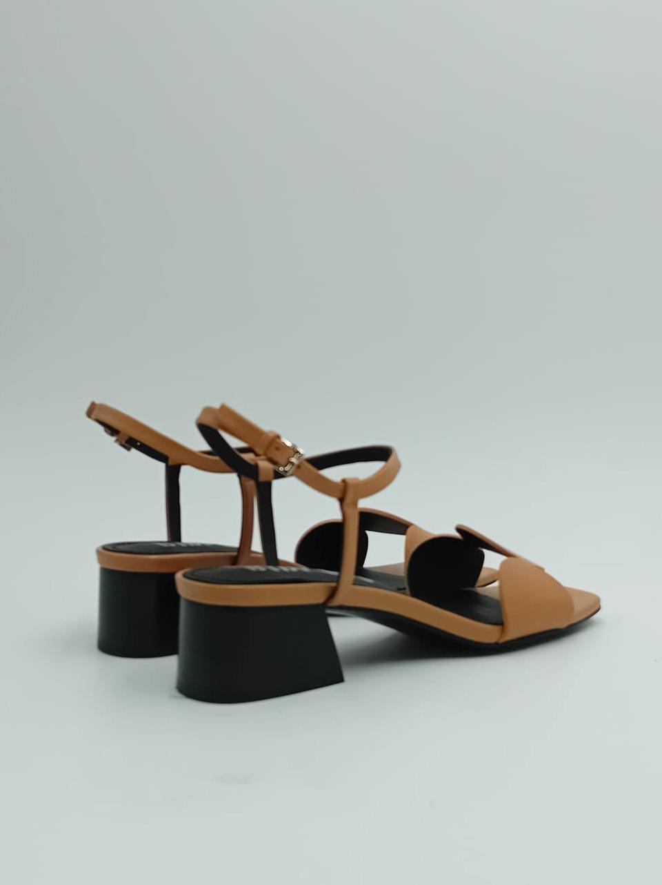 sandalo con oblo tacco h 50mm 623 CAMEL BIBI LOU