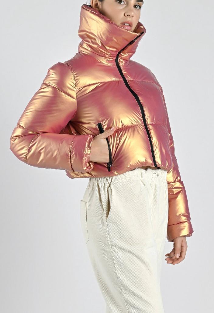 G221251WRES PEACH CANADIAN