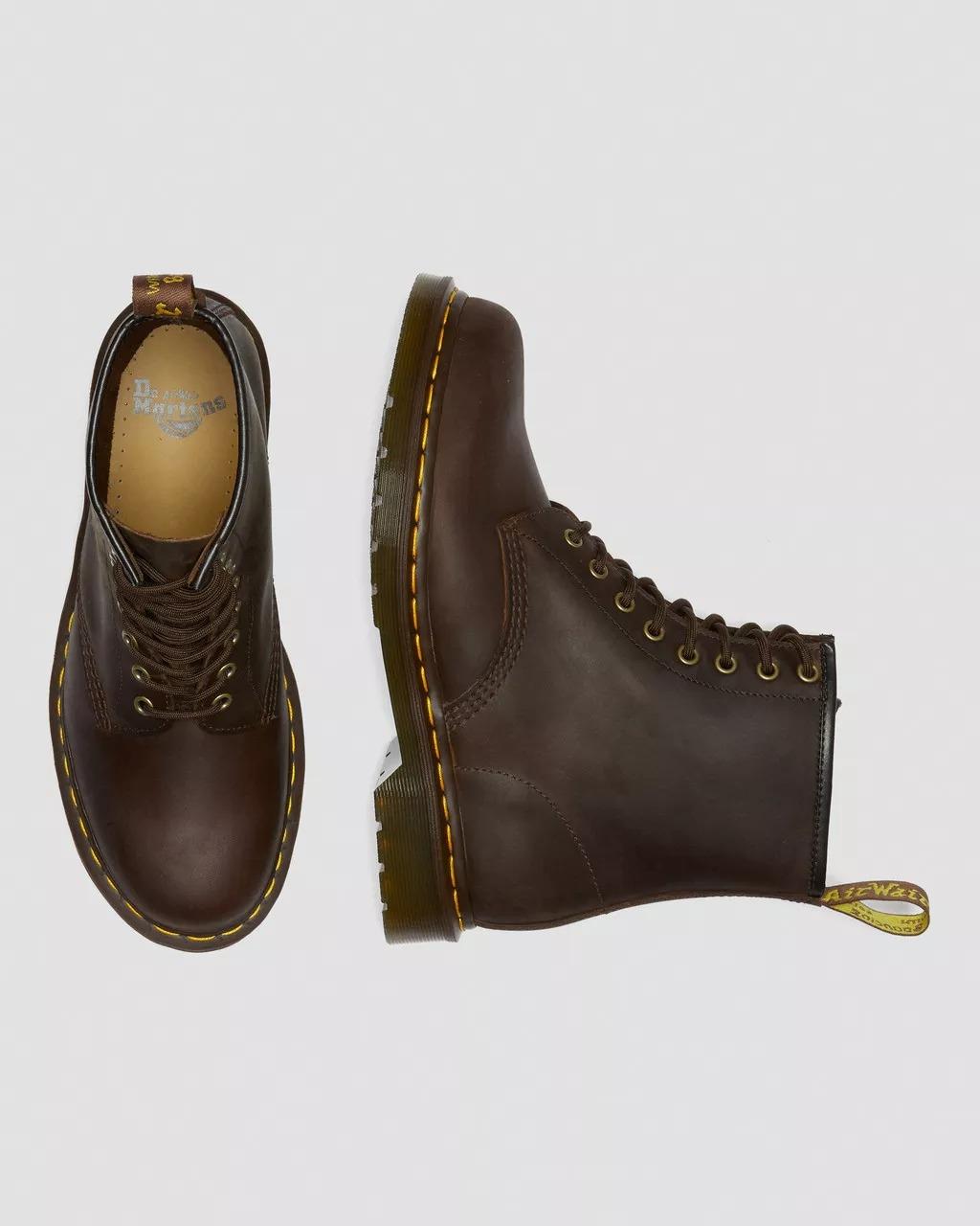 146011822203 CRAZY HORSE DARK BROWN Dr Martens