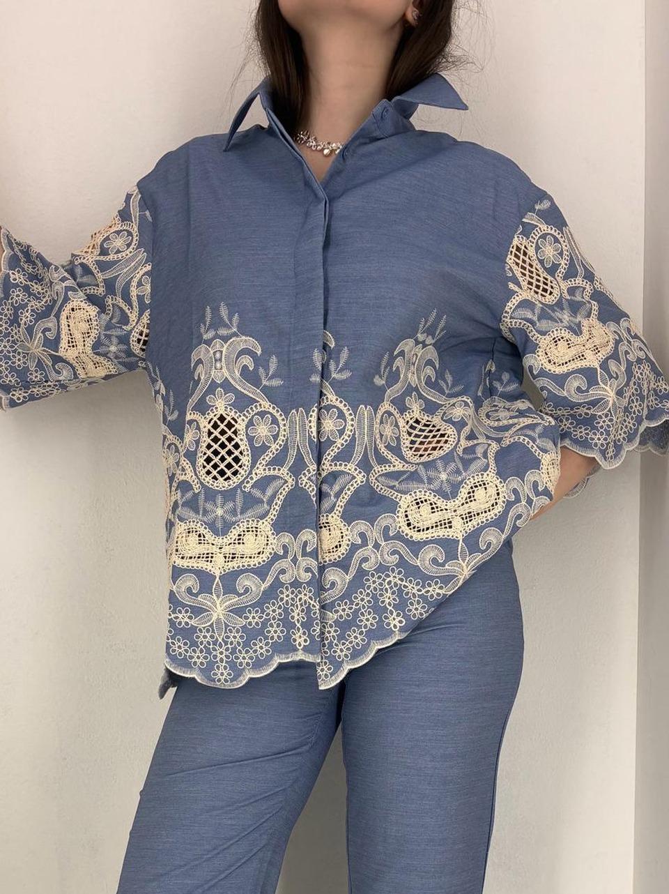 camicia con ricami 5726 CELESTE GLAMOROUS
