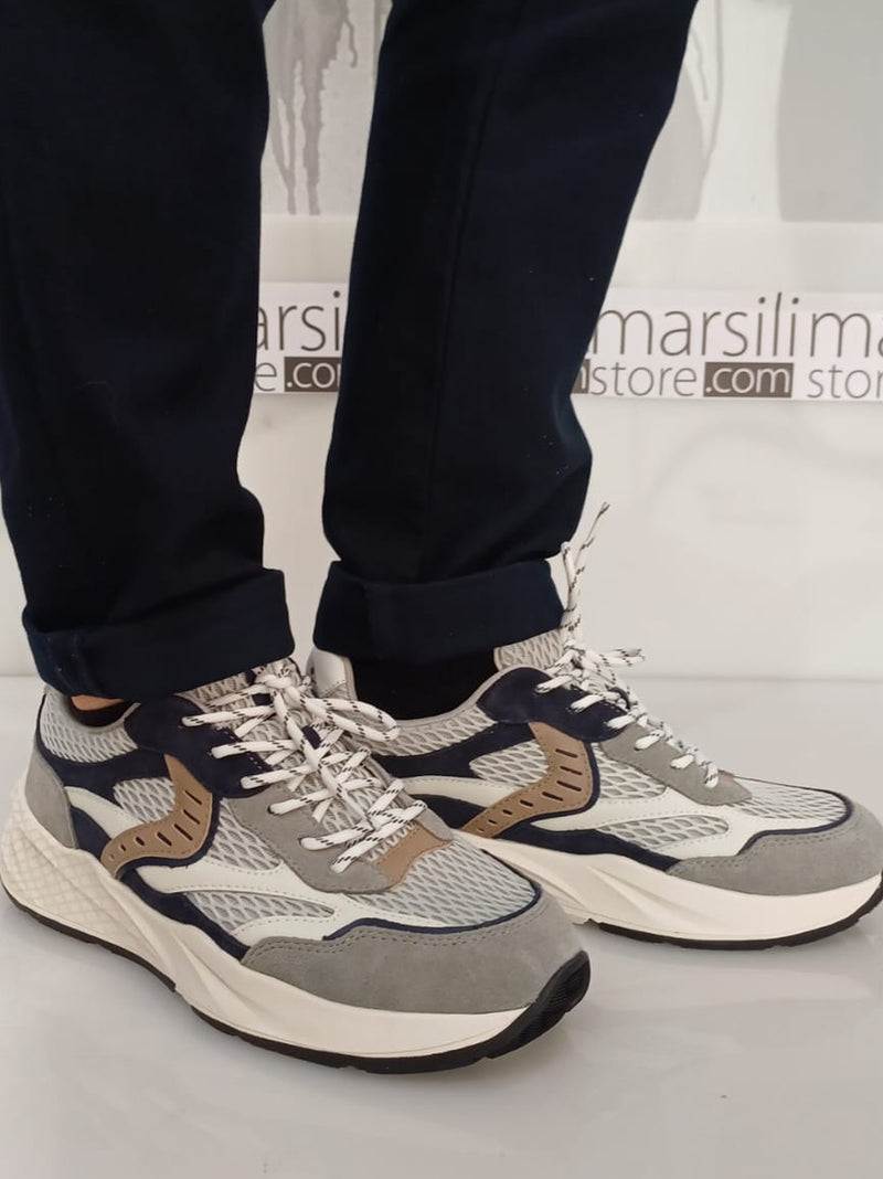 sneakers club 22