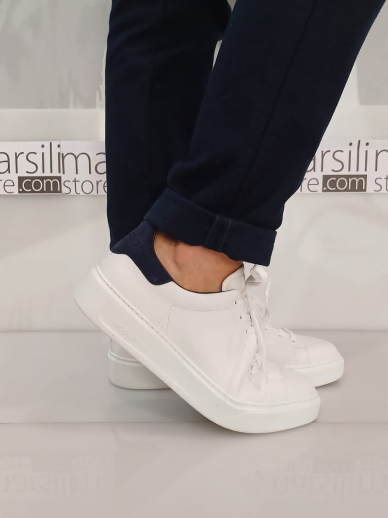 sneakers classic court