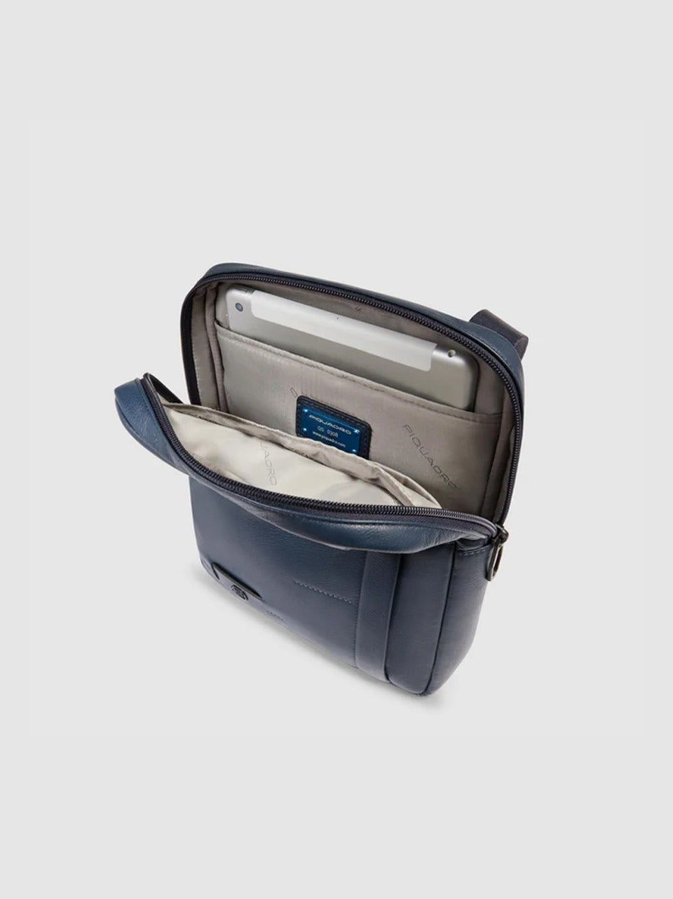 tracolla zip verticale grande CA1816W137 BLU PIQUADRO 