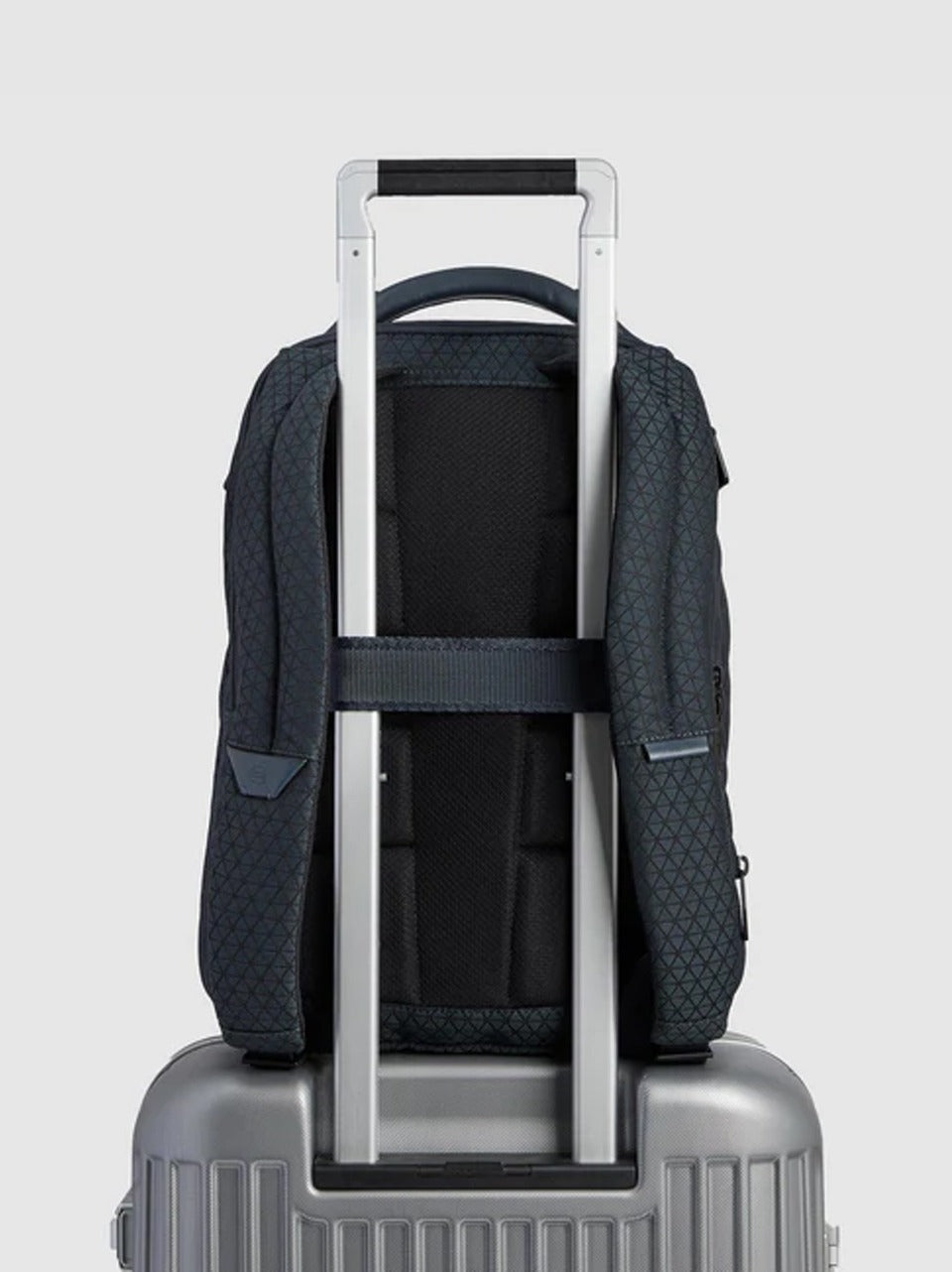 zaino 14'' CA6827W139 NERO PIQUADRO 