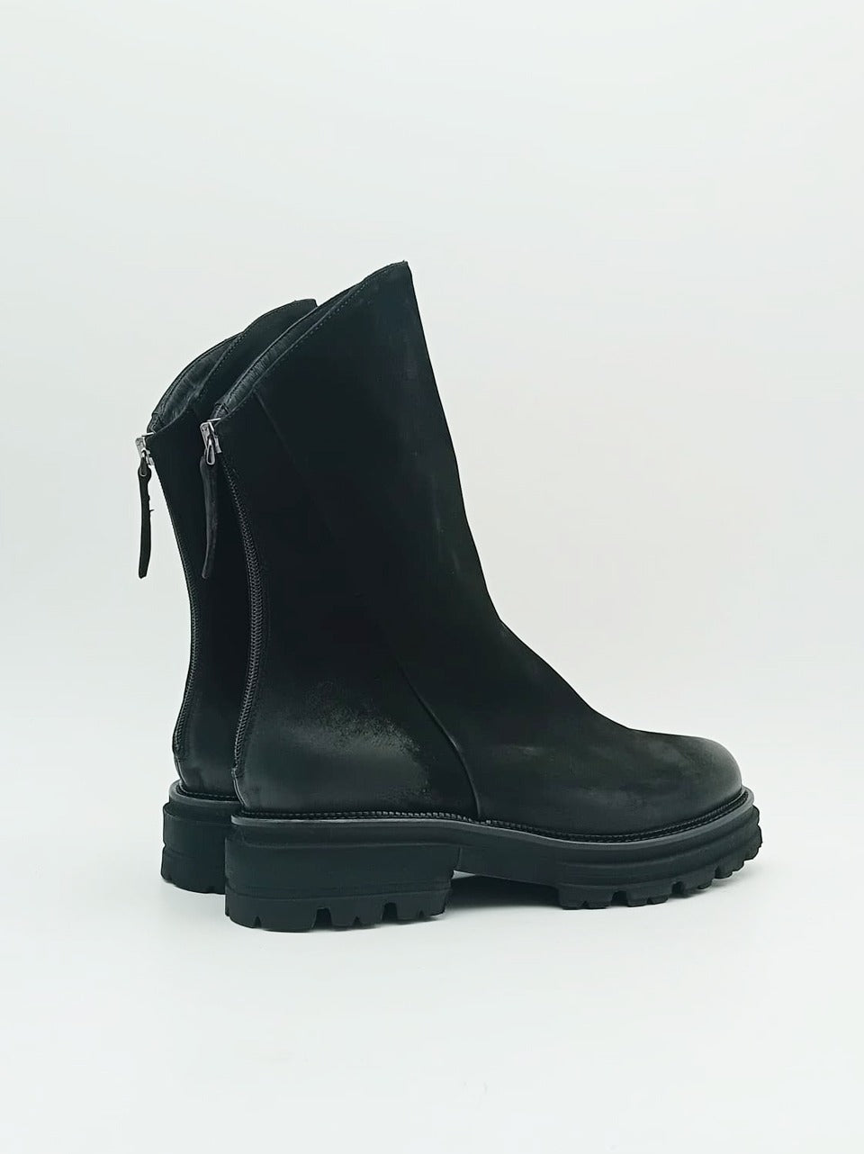 stivaletto suola track con zip posteriore 3270 WASHNERO MAT:20 