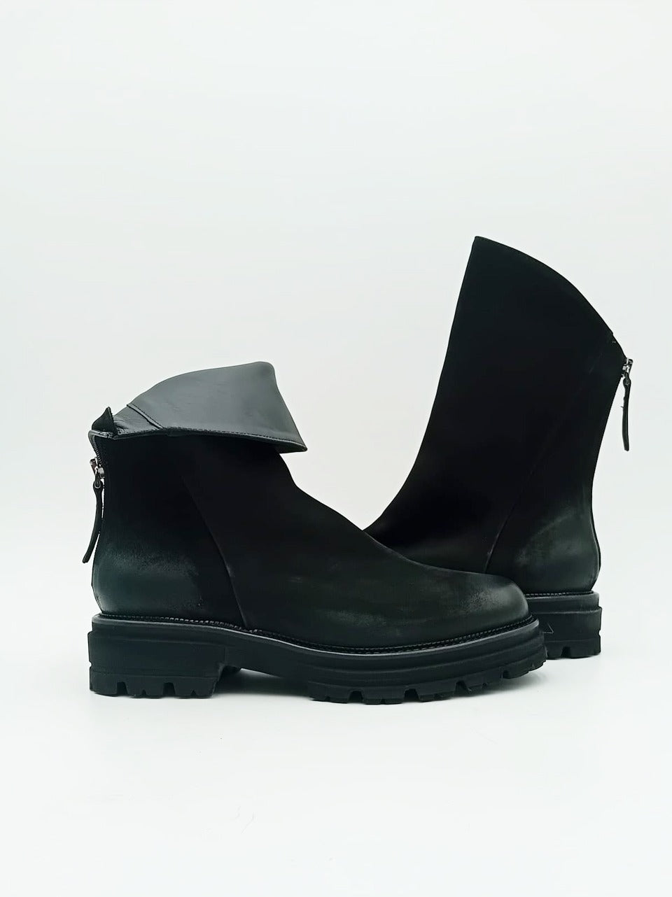 stivaletto suola track con zip posteriore 3270 WASHNERO MAT:20 