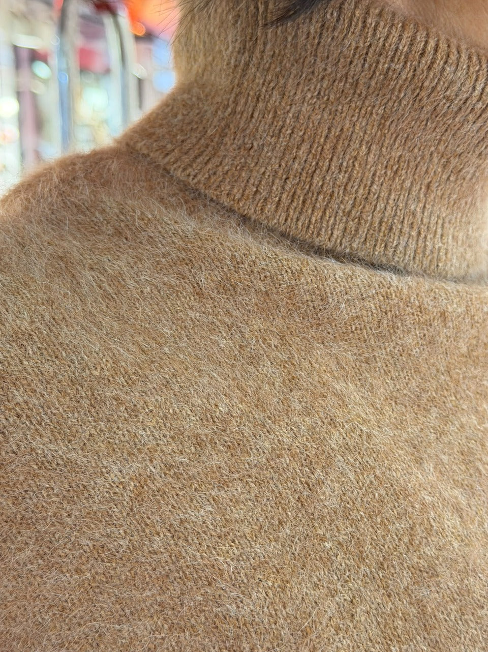 maglia fur smanicata S100 003 QUILISIA 
