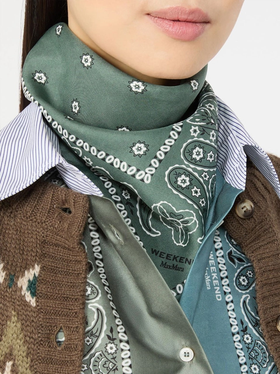 foulard 52x52 ELODIA 001 WEEKEND  Max Mara 