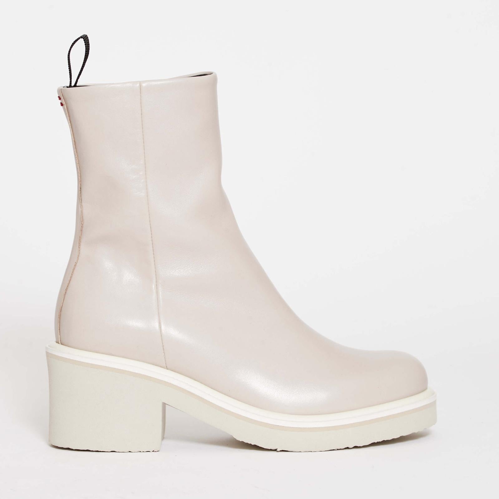  SUSAN 04 OISTER HALMANERA 