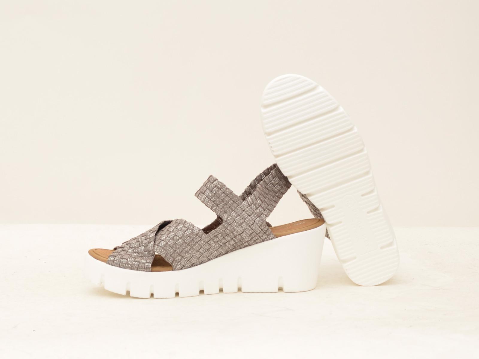  BUTTERCUP NEW SMOKER bernie mev 