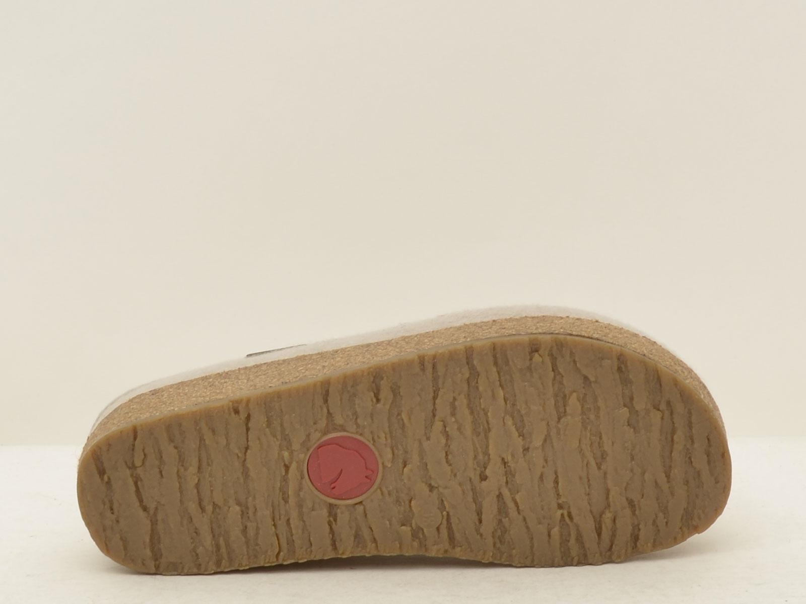  731086 49BEIGE HAFLINGER 