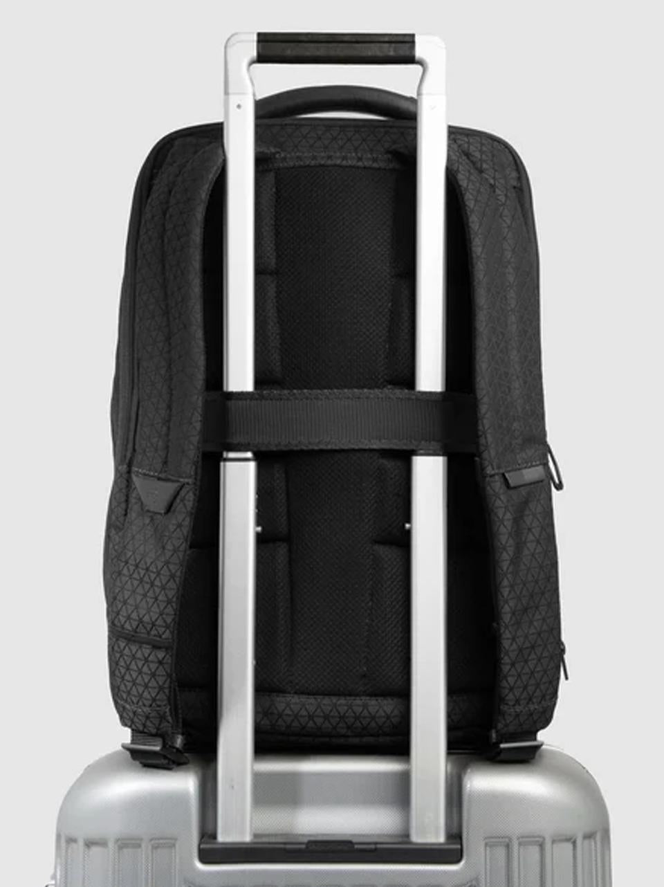 zaino convertibile 15,6'' espandibile CA6829W139 NERO PIQUADRO 