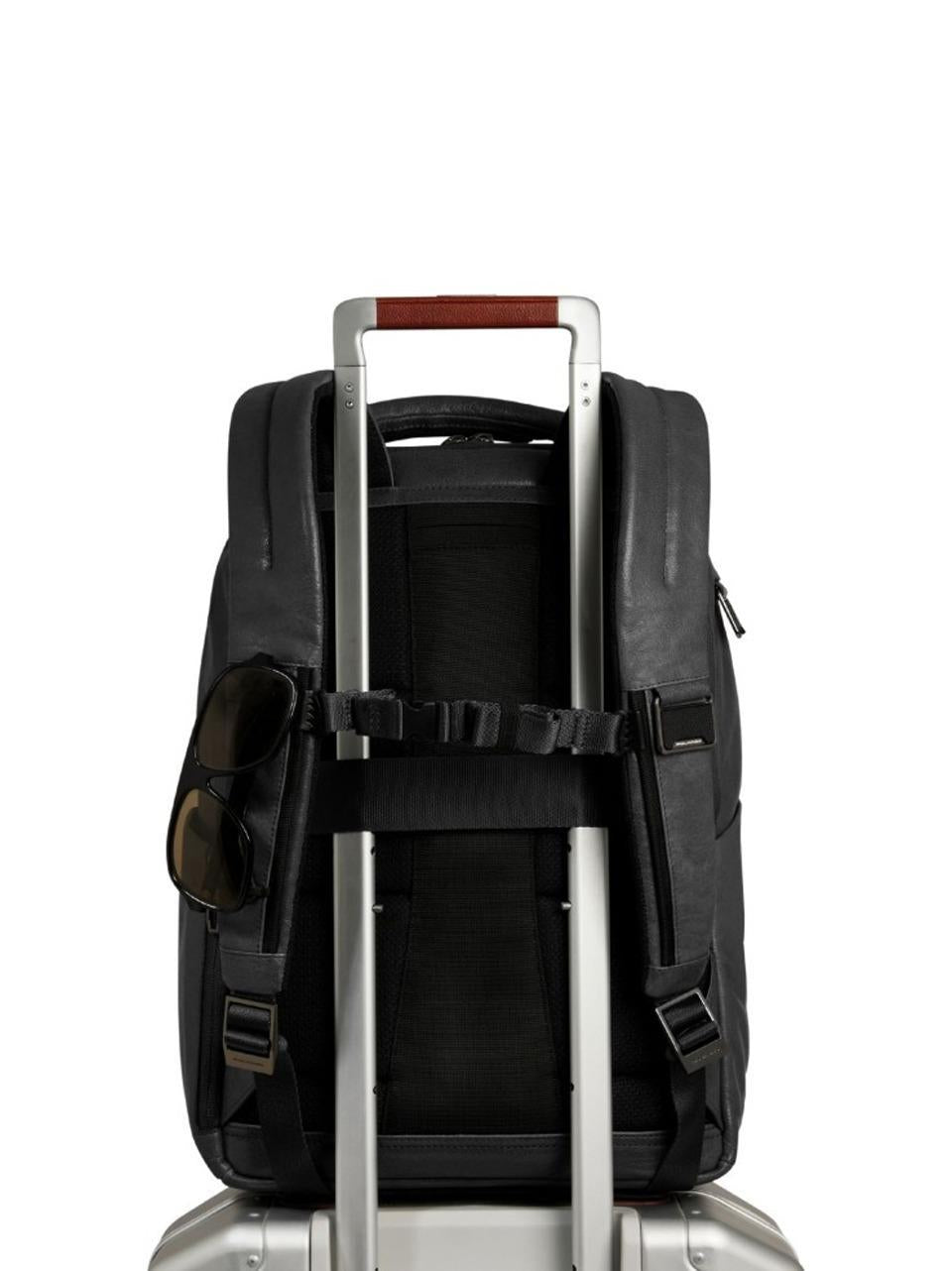 zaino 15,6''in pelle bufalo CA7022S141 NERO PIQUADRO 