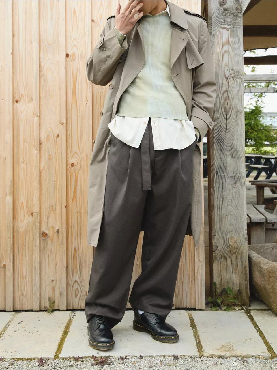  3989YS222001 BLACK Dr Martens 