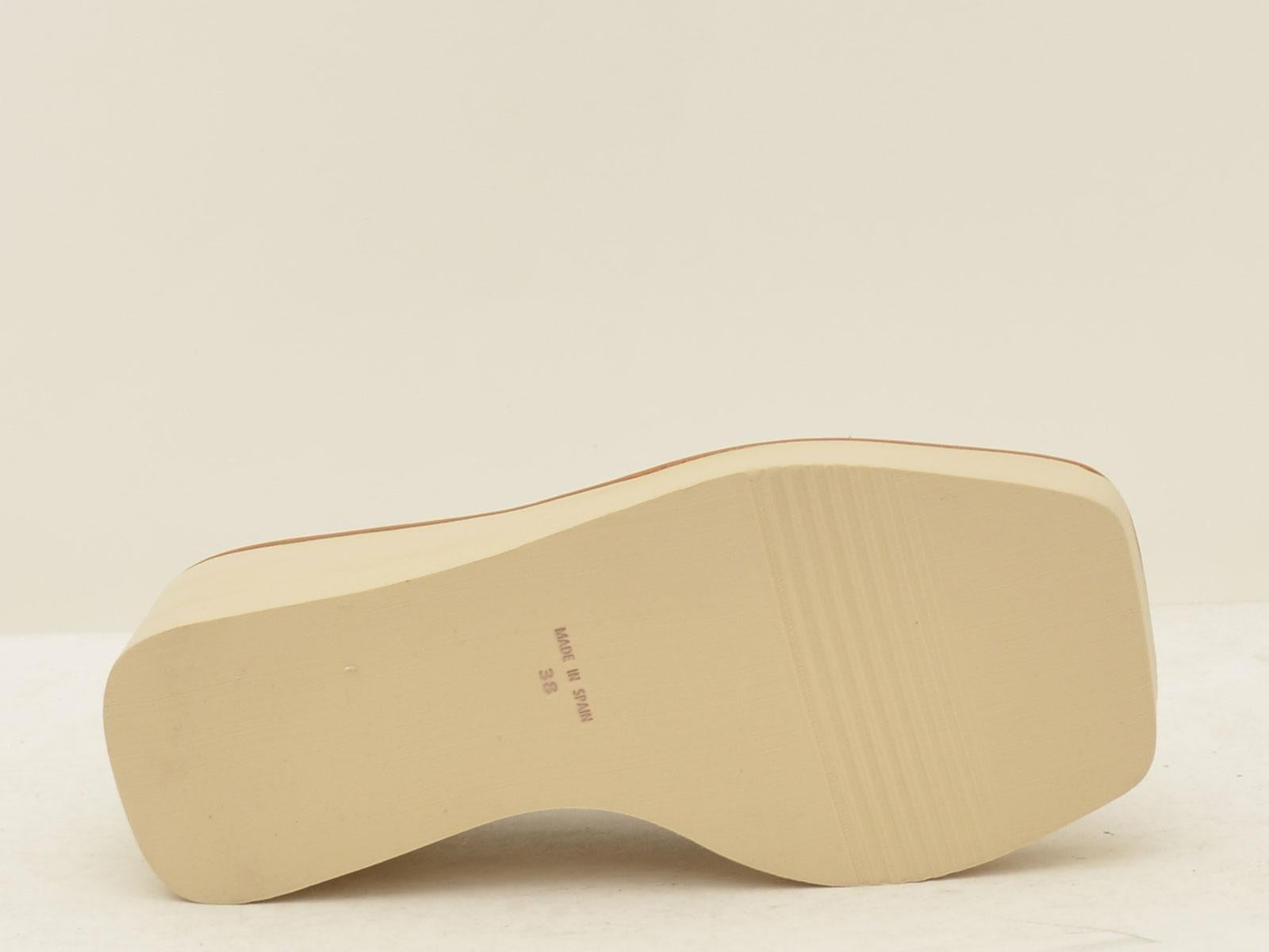  2235246 IZOLDA CAMEL EQUITARE 