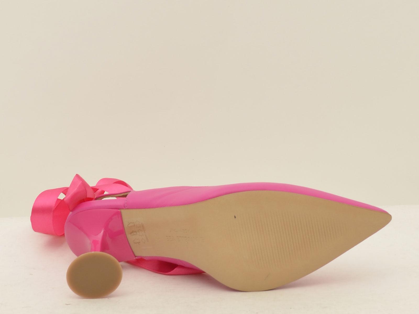  457-11-P084 FUXIA EMANUELLE VEE 