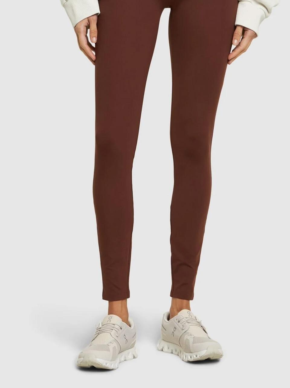  CLOUD5 59.98773 PEARL WHITE on 