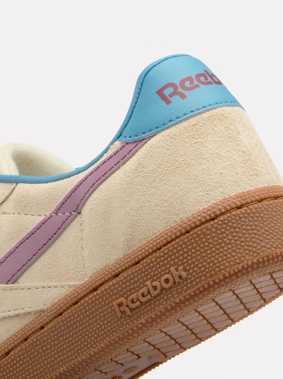  100244643 643 Reebok 