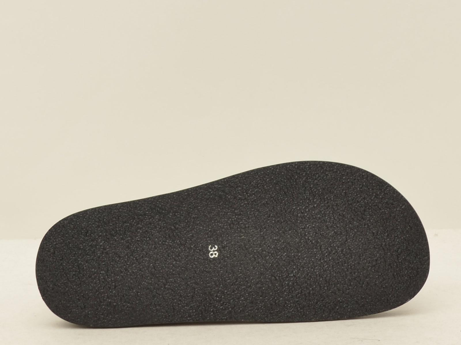  85 391 NERO LAZAMANI 