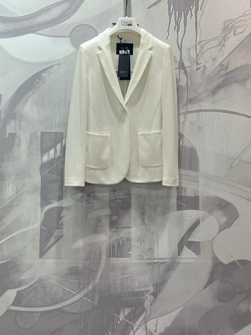  GI0173 50021 BIA SEVENTY 