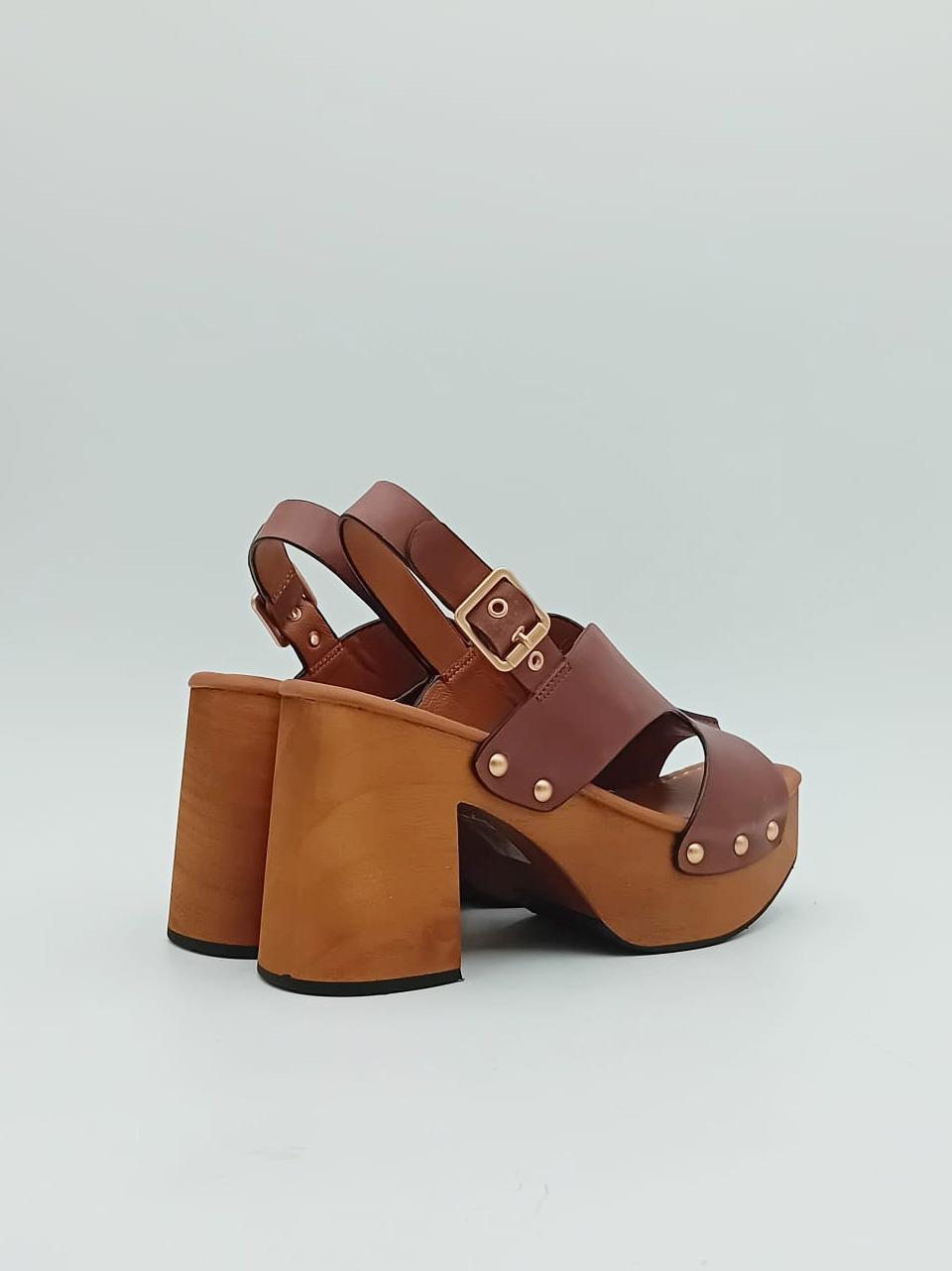 sandalo monoblocco borchiato EVAFU01 COFFE miss olivia 