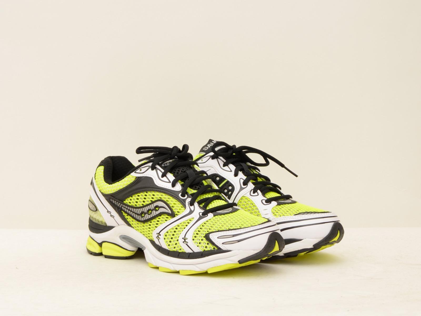  S70704- 6 SAUCONY 