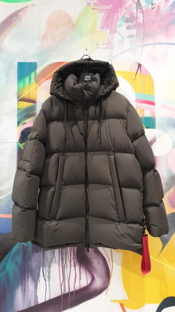  AL019 N78641 V after label 