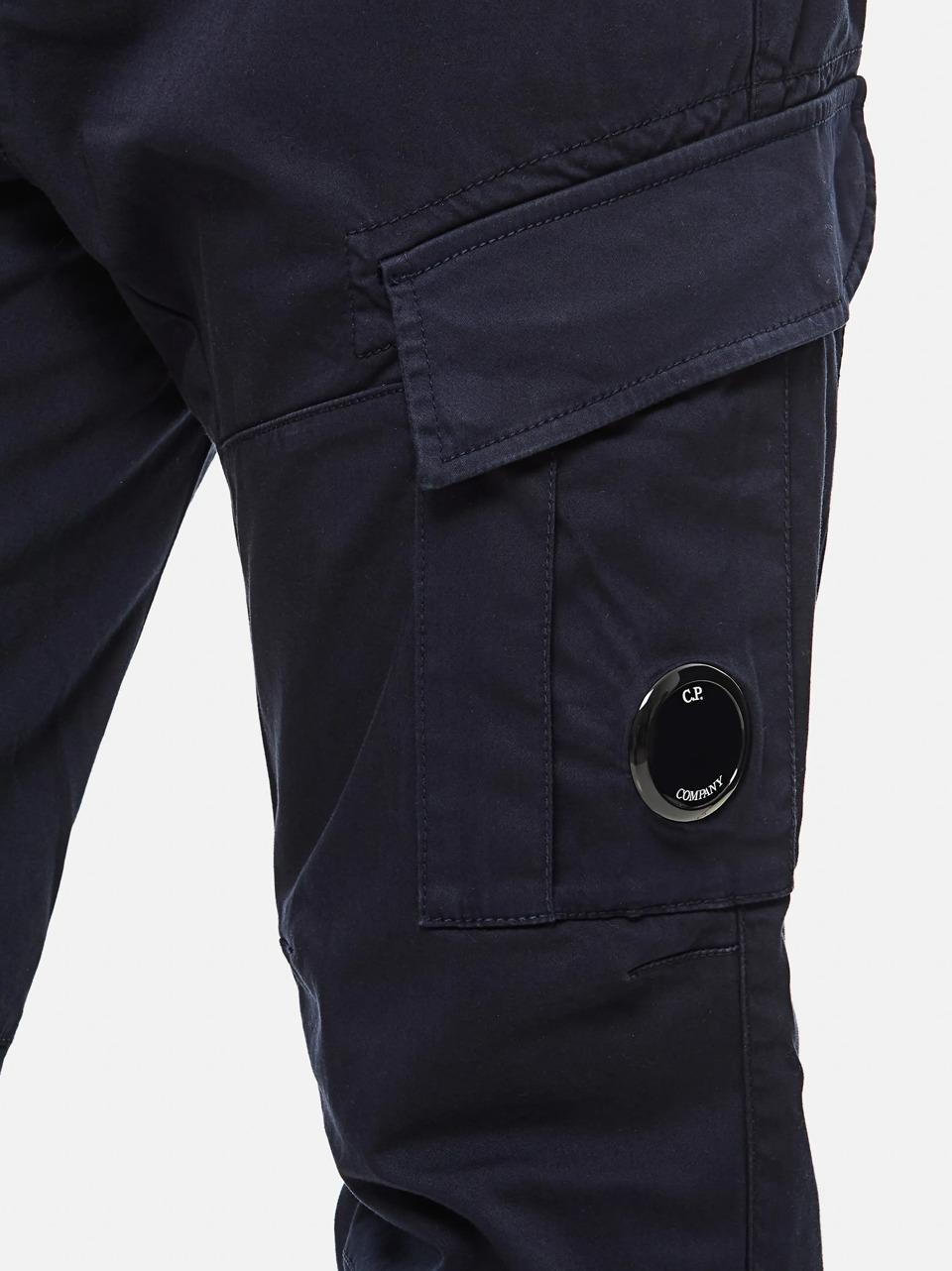  18CMPA056A 005694C 88 C.P COMPANY 