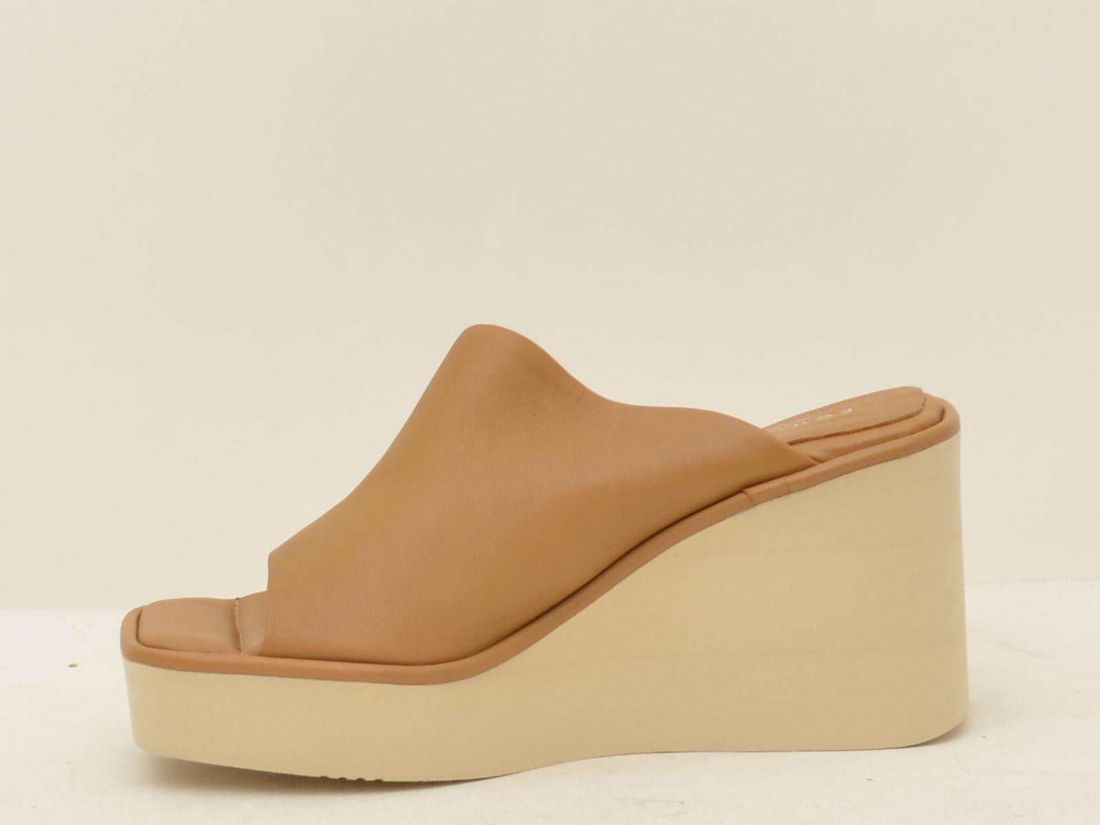  2235246 IZOLDA CAMEL EQUITARE 