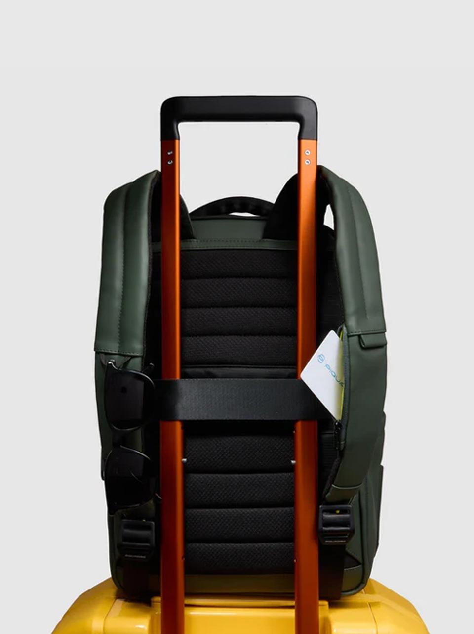 zaino under seat 14'' espandibile CA6638C20W VERDE PIQUADRO 