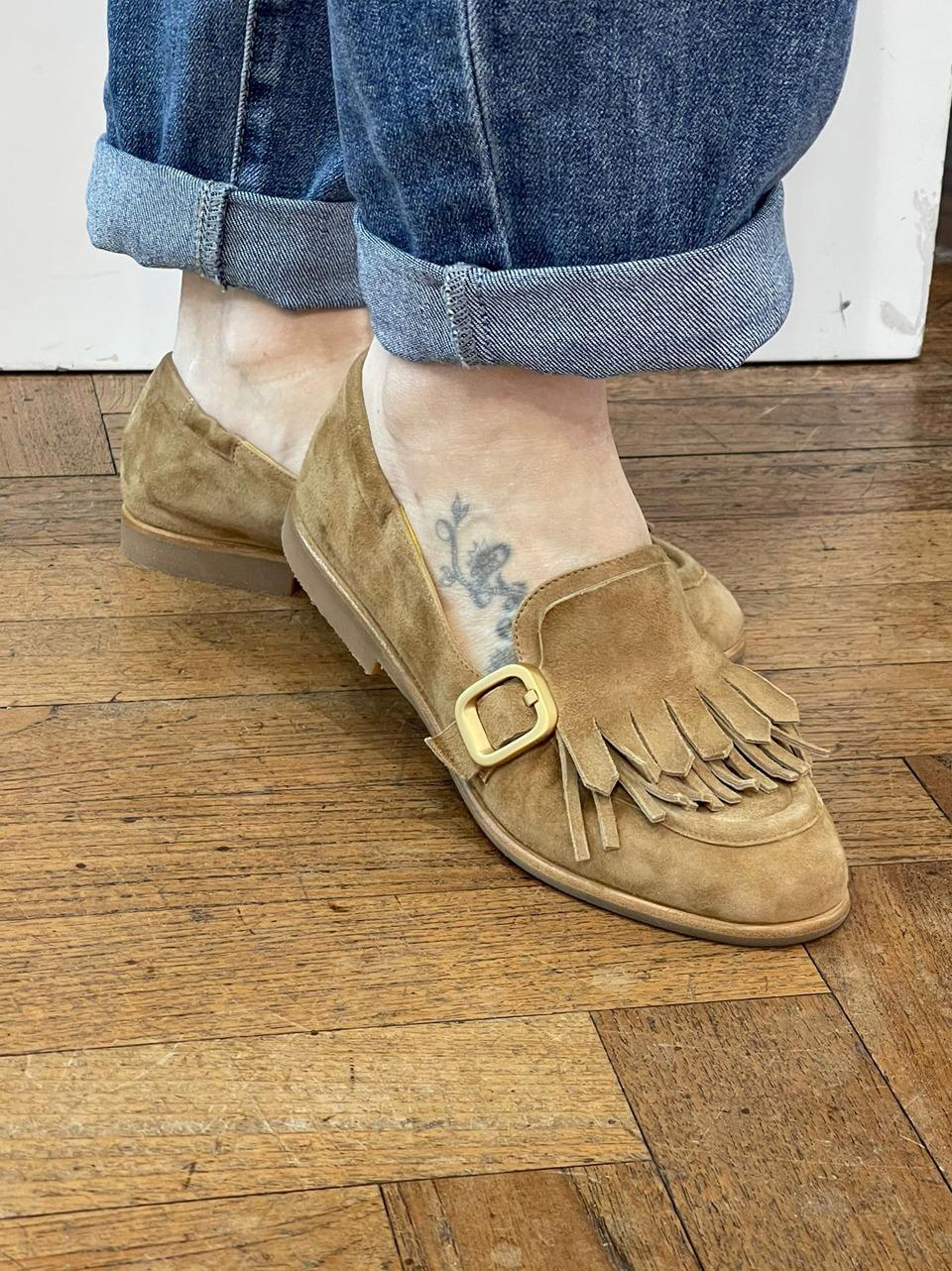 mocassino con frangia e fibbia Z506 SELLA MARA BINI 