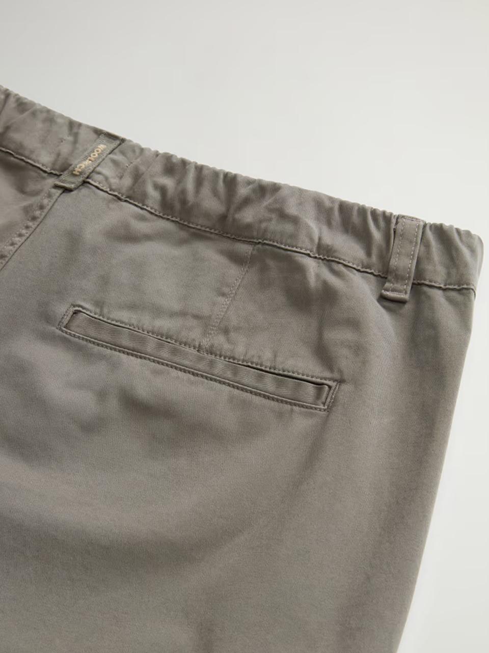bermuda cargo SH2001UT5262 OLIVE WOOLRICH 