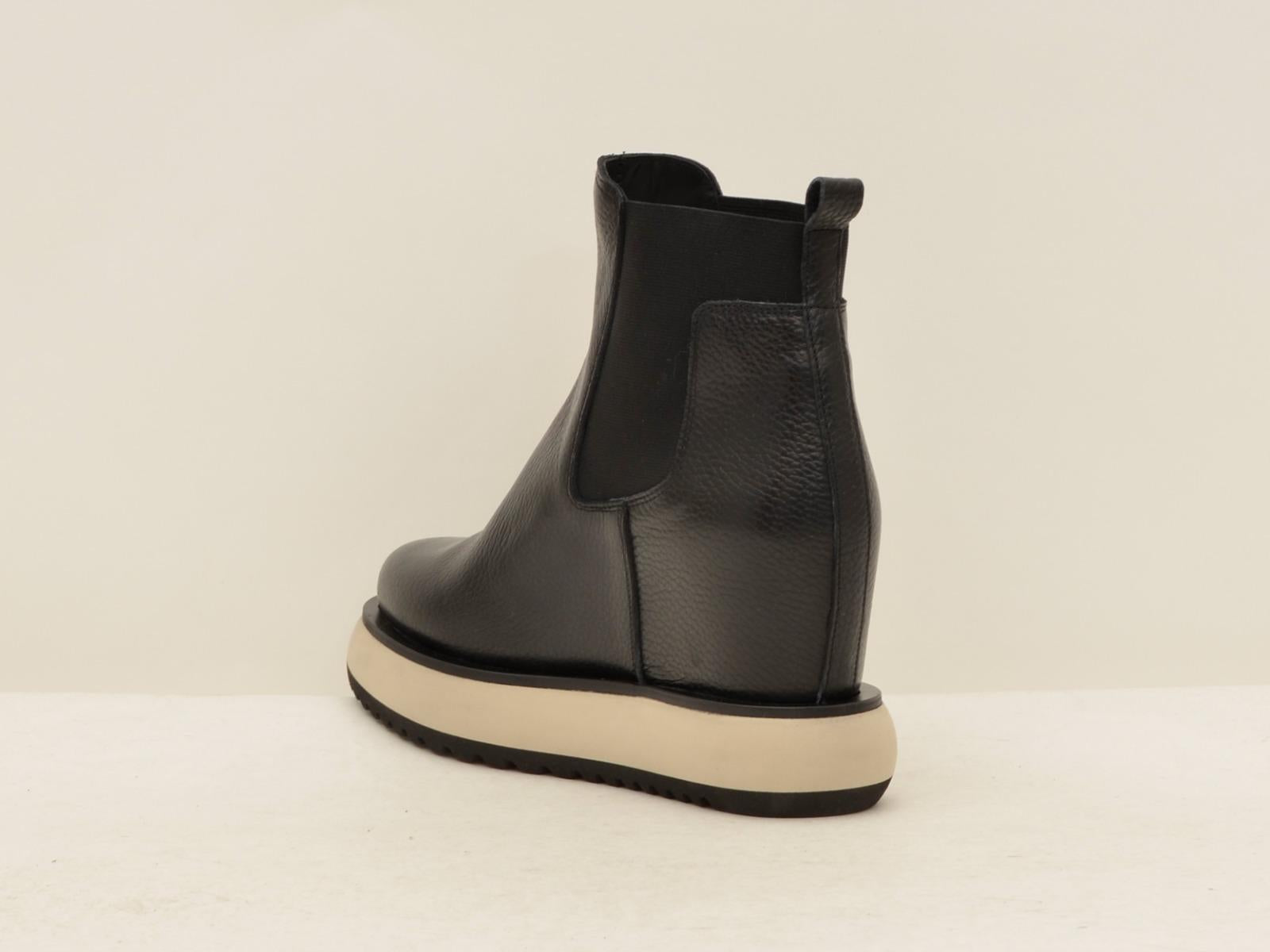  518 NERO MICHAEL DASS 