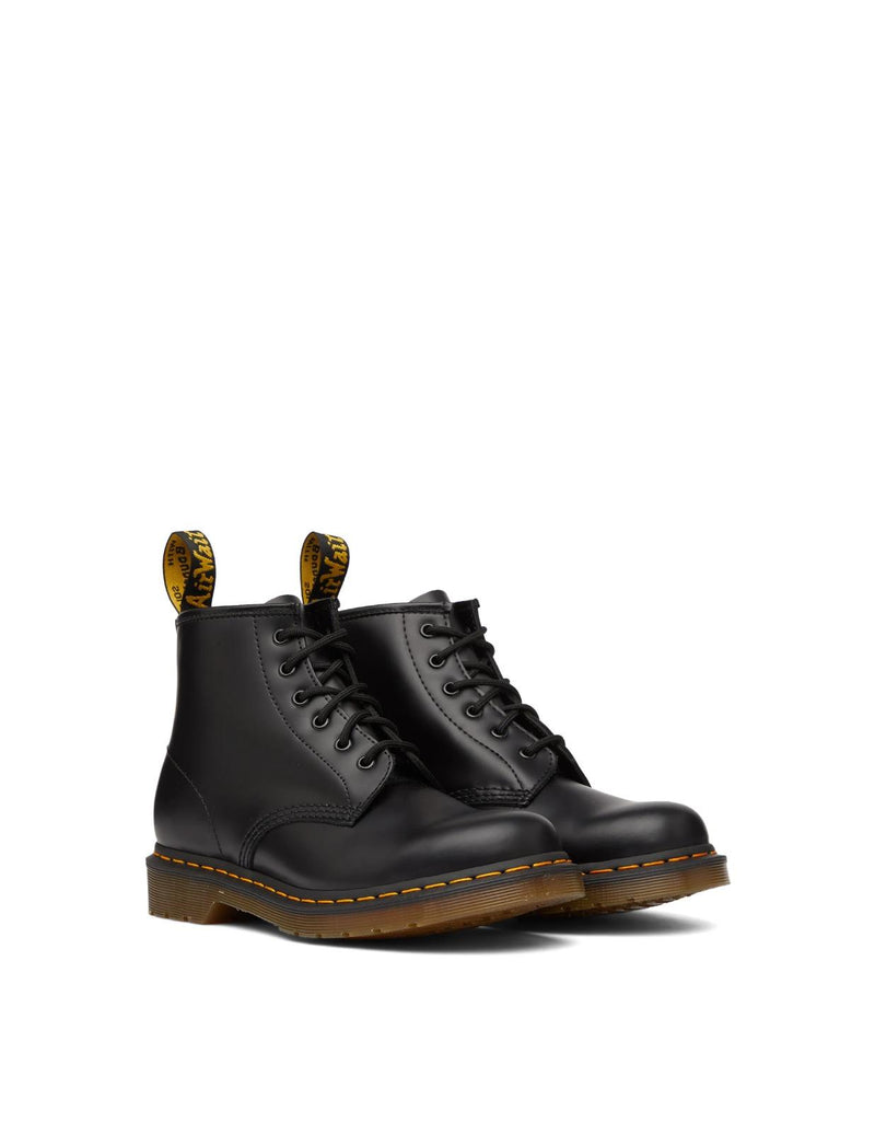 101NAPPA26409001 BLACK Dr Martens 