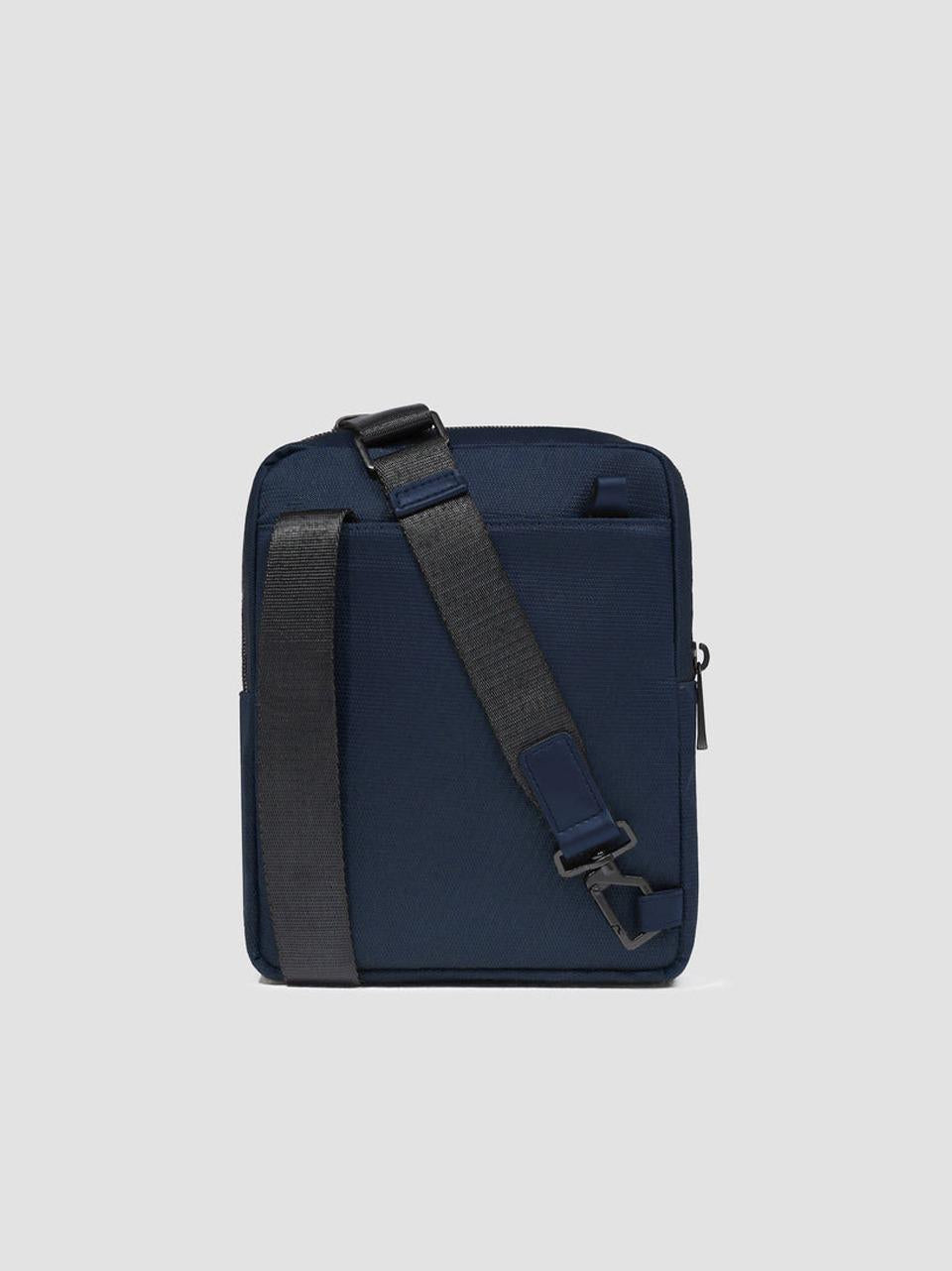 tracolla gomma grande CA1816W129 BLU PIQUADRO 