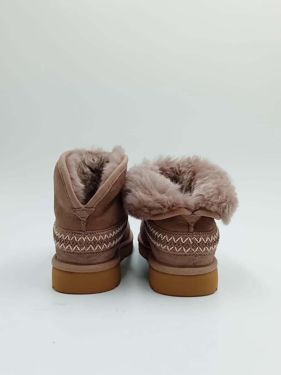 classic mini crescent CLASSIC MINI CRESCENT CARIBU Ugg 