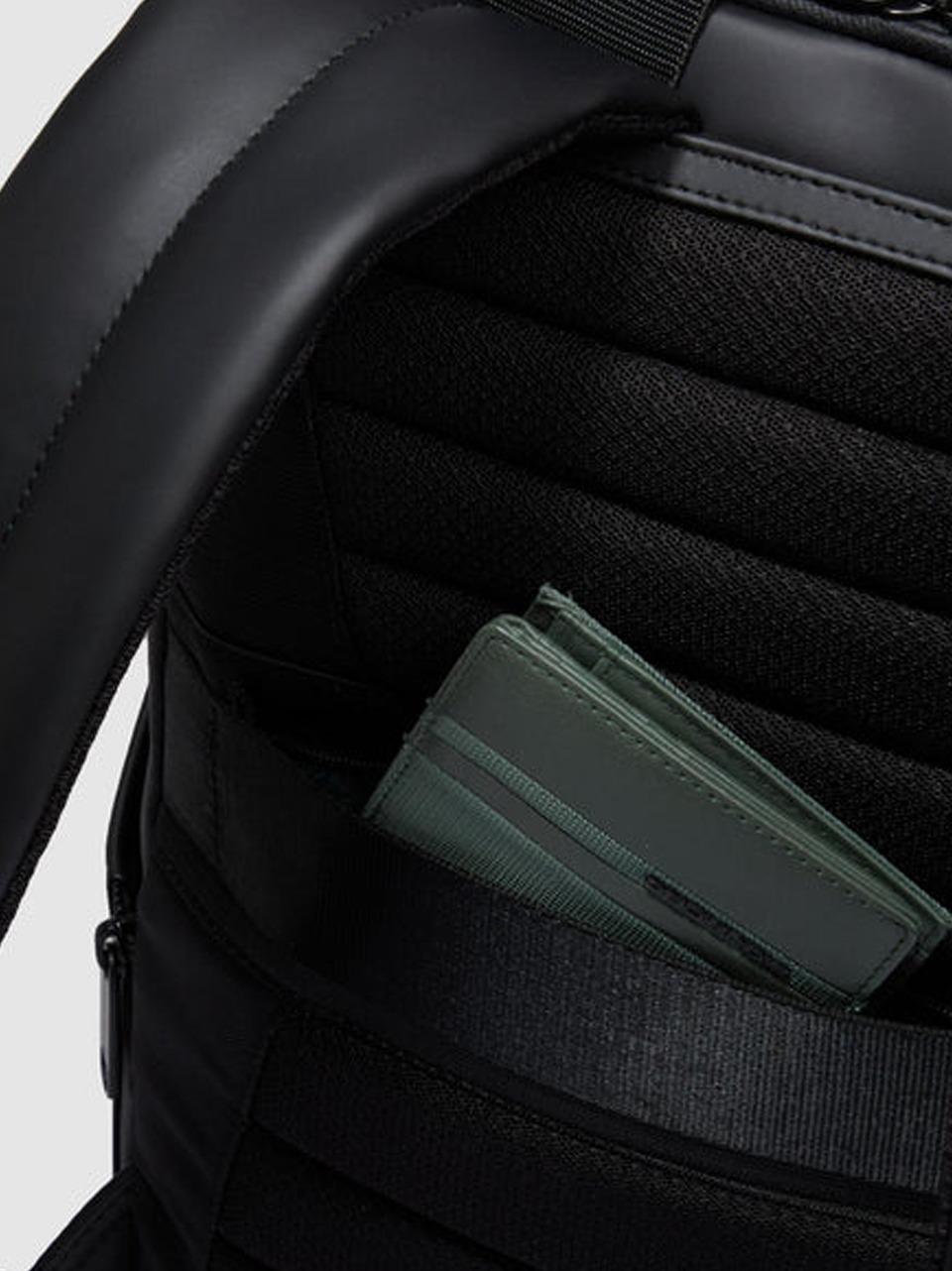 zaino 15,6'' gomma CA6465C2OW NERO PIQUADRO 