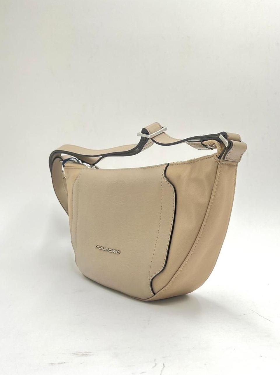 borsa mezzaluna CA6855W92T BEIGE PIQUADRO 