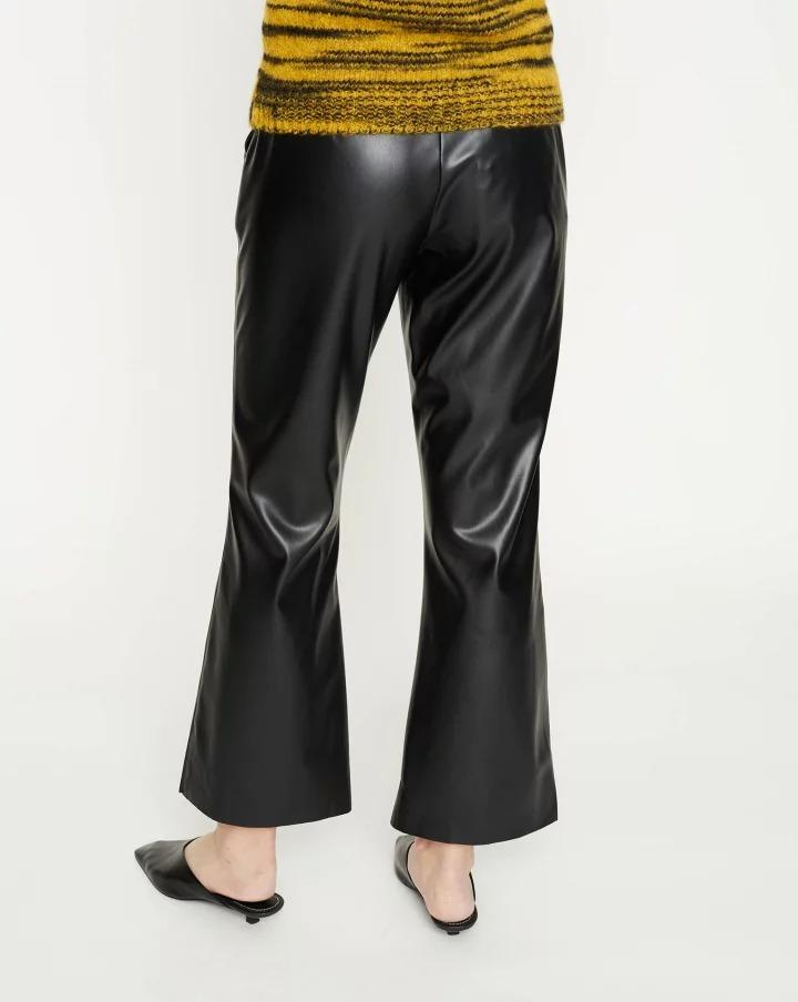  PA017 09900990 ATTIC AND BARN 