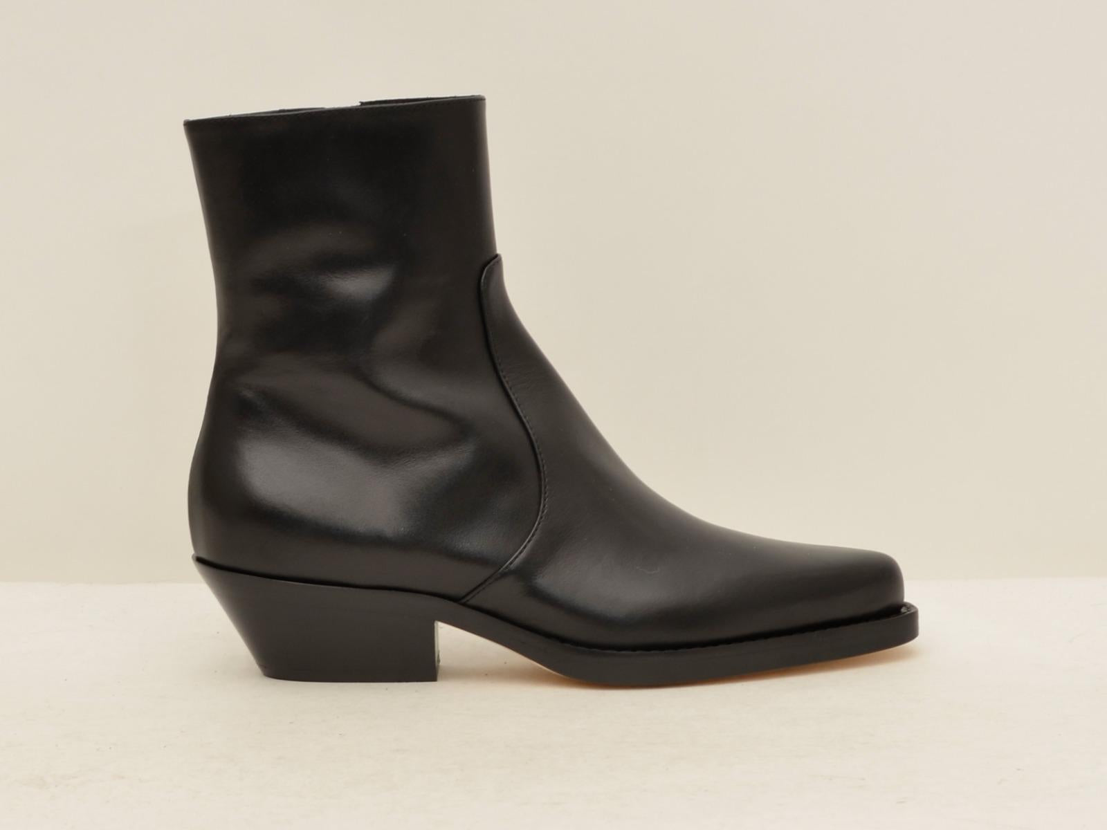  9677 NERO ANNA F 