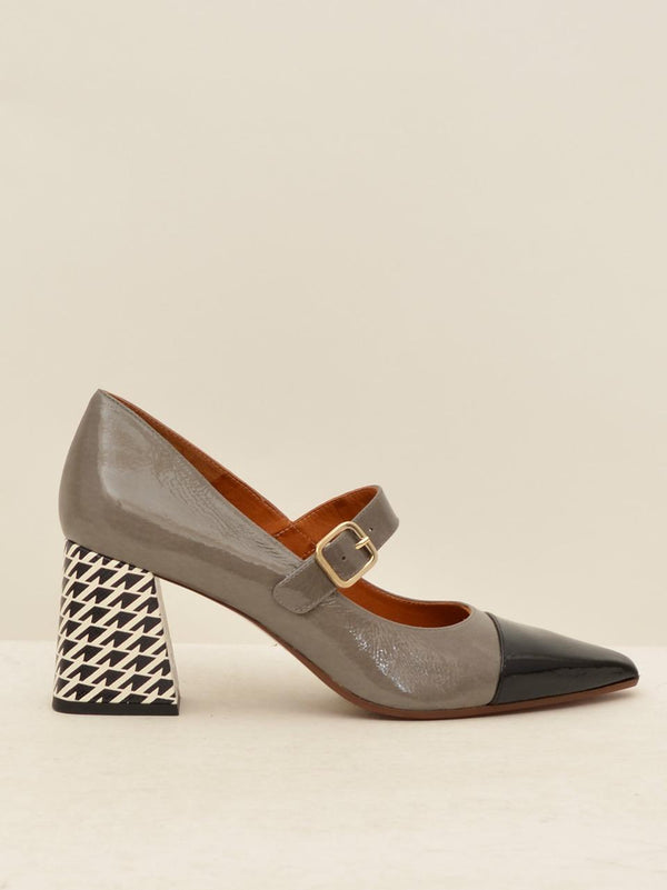  AUZA GRIGIO\NERO CHIE MIHARA 