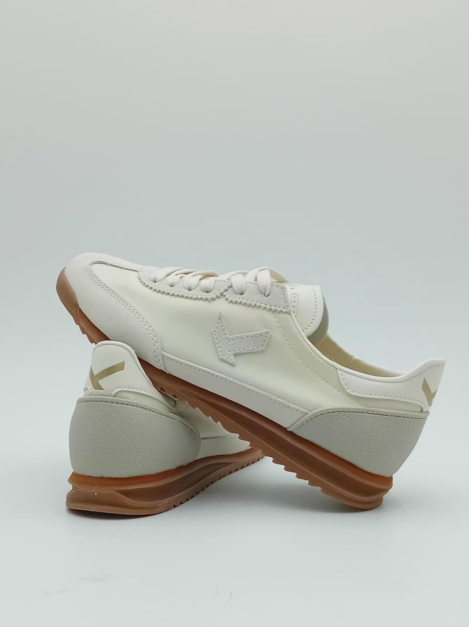 sneakers bassa KW9800 OFF WHITE Keh.noo 