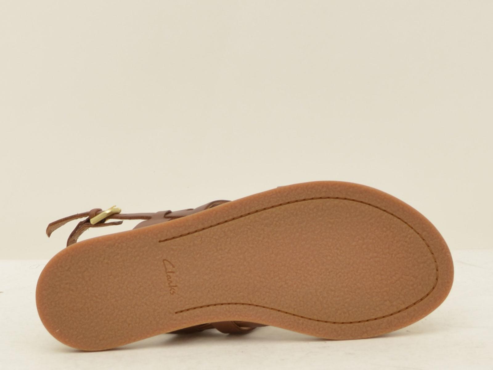  KARSEA TAN Clarks 