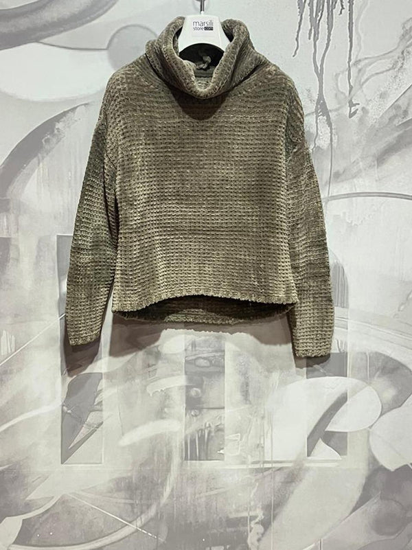 cinemat turtle neck W25659 87 RRD 