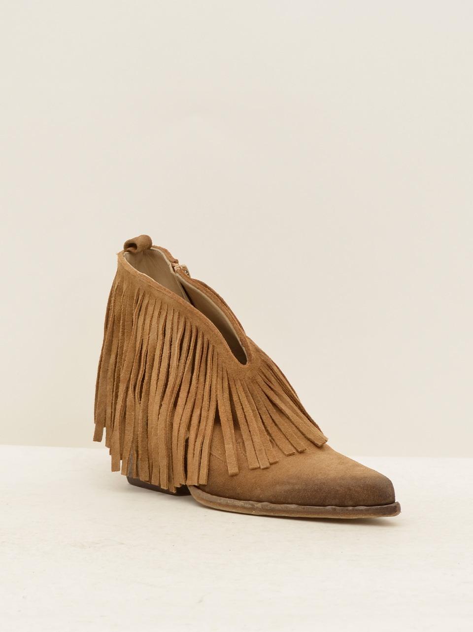 stivaletto con frangia E3984 CAMEL ELENA IACHI 