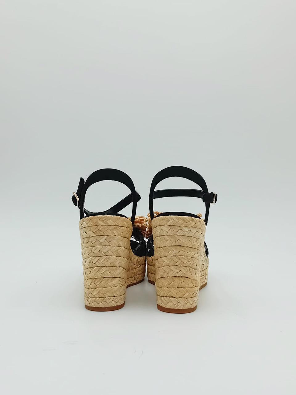 sandalo zeppa in rafia con accessorio FANNIE BLACK PALOMITAS by paloma barcelo 