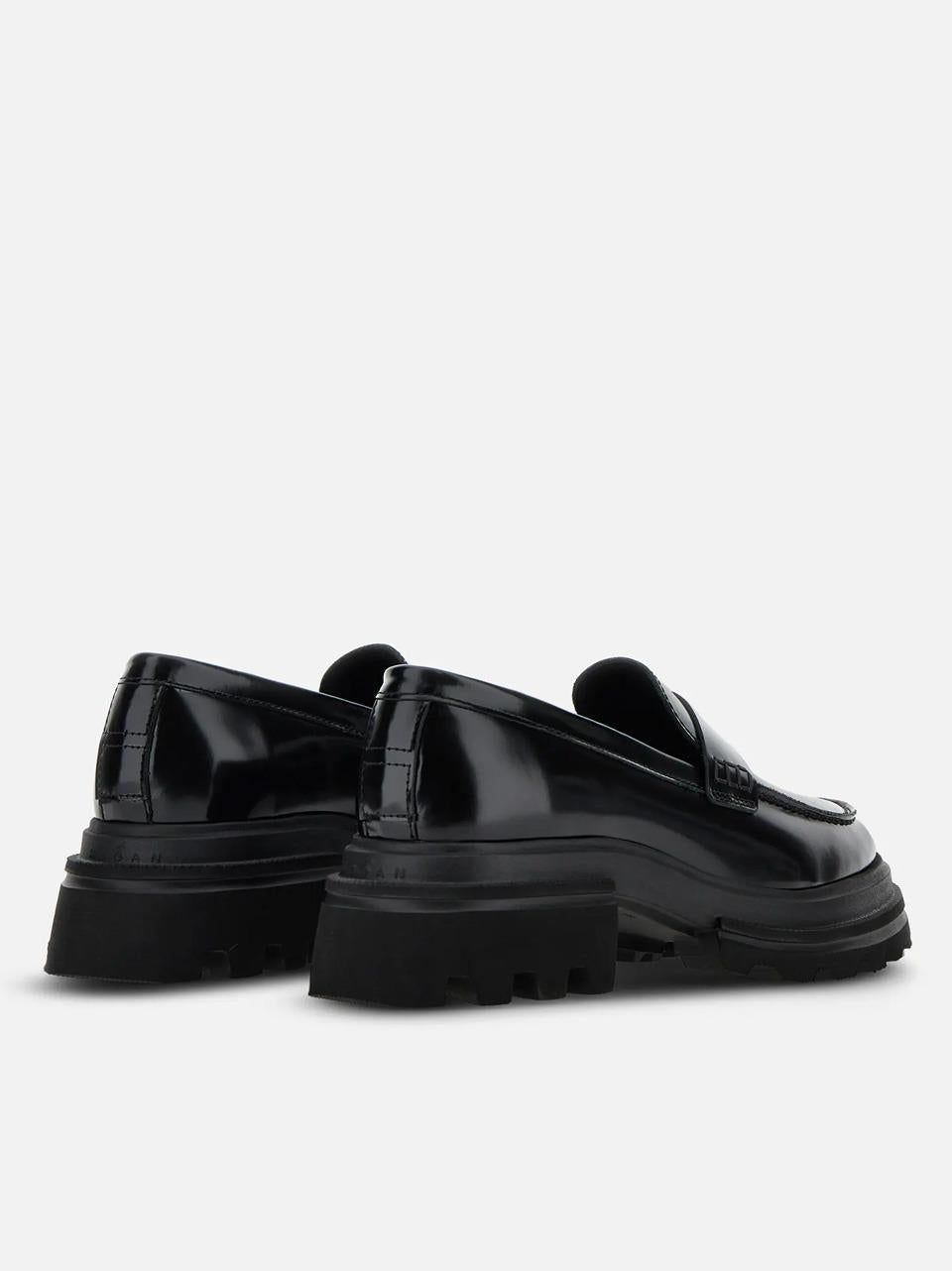 mocassino con passante HXW6740FM50SXGB999 NERO HOGAN 